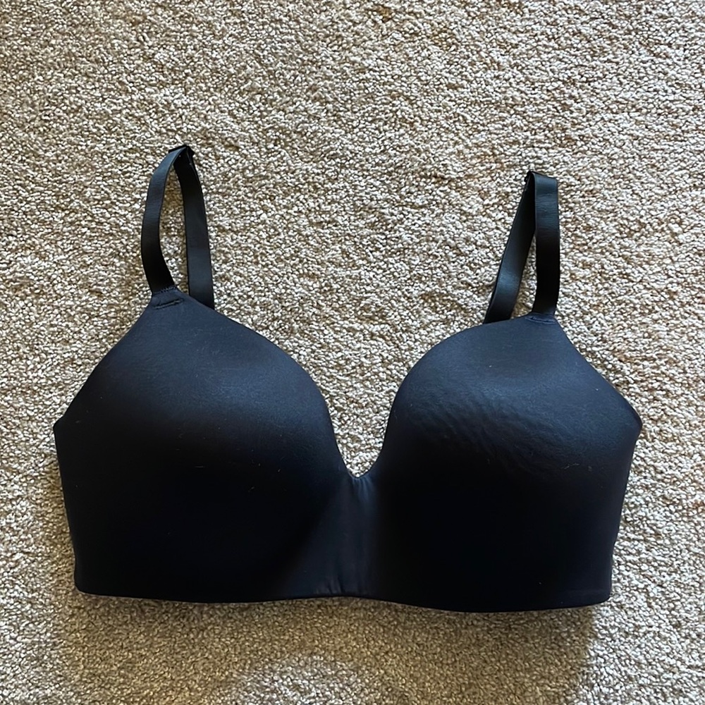 34DD B. Tempt’d Sexy Black Wireless Bra